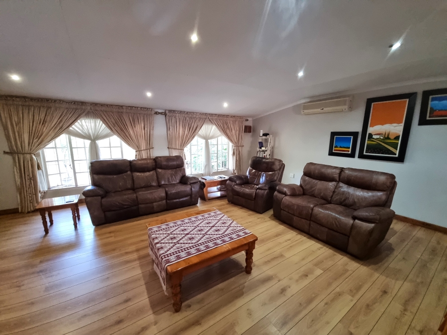 4 Bedroom Property for Sale in Protea Park North West